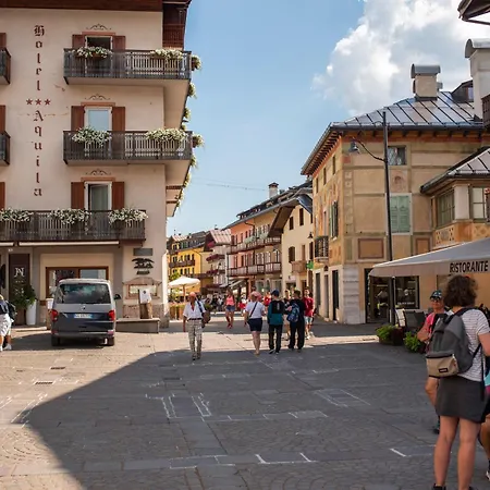 Masito Apartments The Hub * コルティーナ・ダンペッツォ